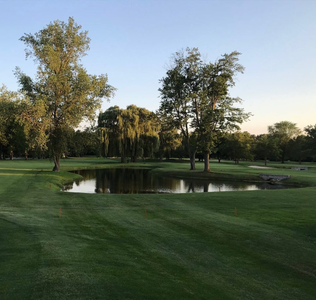 golf-destination-and-country-club-dining-restaurant-saginaw-baycity-midland-flint-3